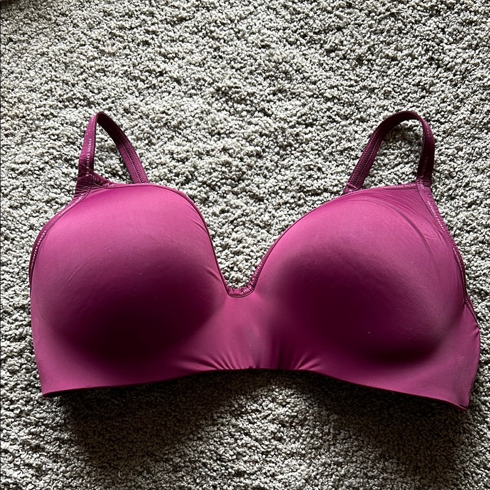 Victoria's Secret Purple T-Shirt Bra with Seamless Molded Cups